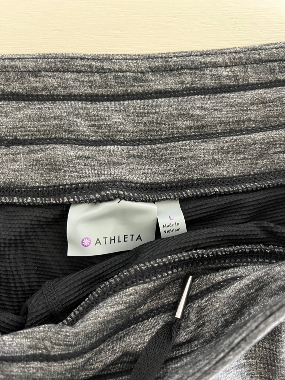 Athleta Charcoal Gray Performance Skort with Drawstring - Picture 2 of 5